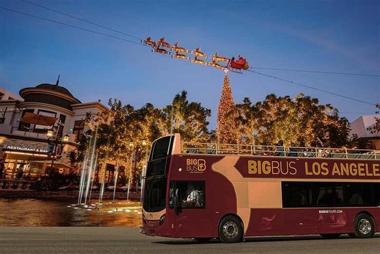Passeando no ônibus natalino de Los Angeles