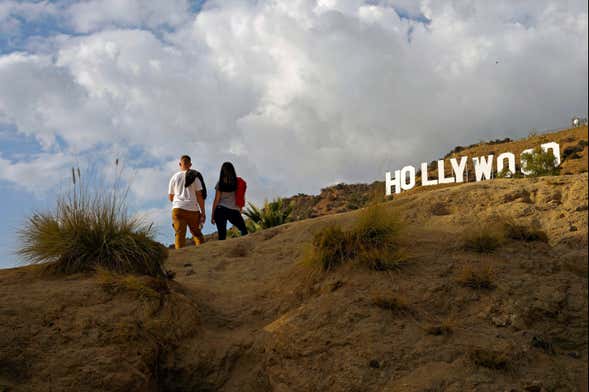 Trilha até o letreiro de Hollywood